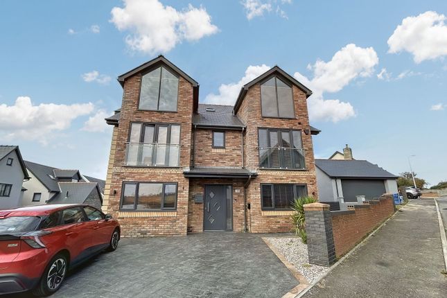 10, Abergarw Meadow, Bridgend photo 2