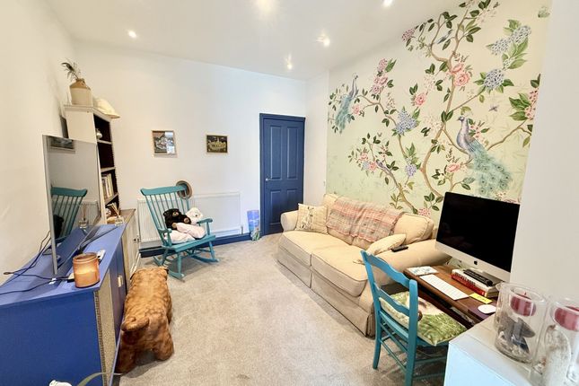 21A Warbro Road, Torquay photo 3