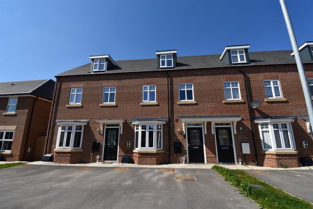 Town house to rent in Chalgrove Place, Henhull, Nantwich
