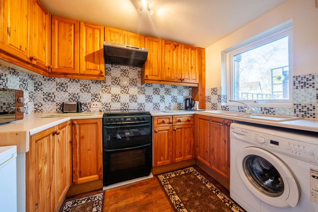 32 Mill Brow, Windermere photo 3