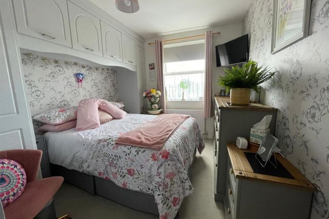 Apartment 3, Promenade View, Marine Drive, Hornsea photo 4