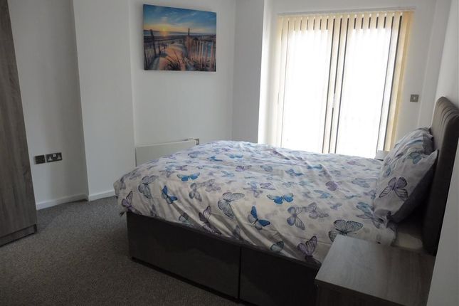 81, SWANSEA photo 5