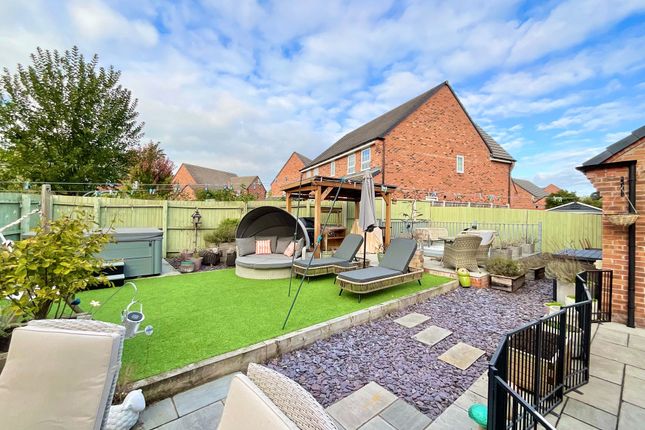 32 Winterberry Way, Nantwich photo 4