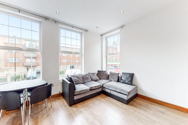 Flat to rent in Tottenham Lane, Crouch End, London