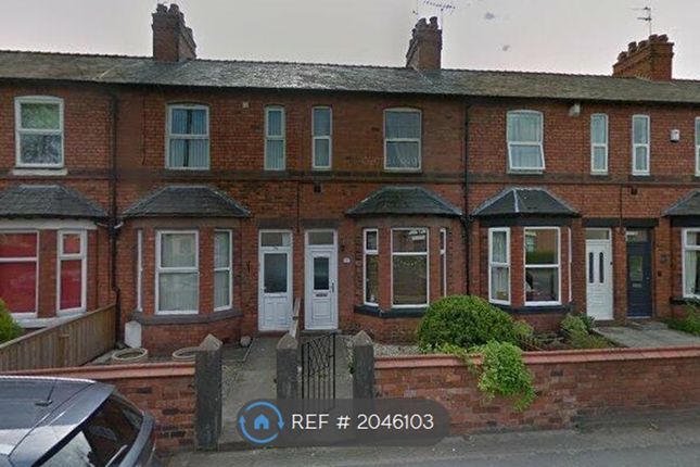 Thumbnail Flat to rent in Chester Road, Helsby, Frodsham