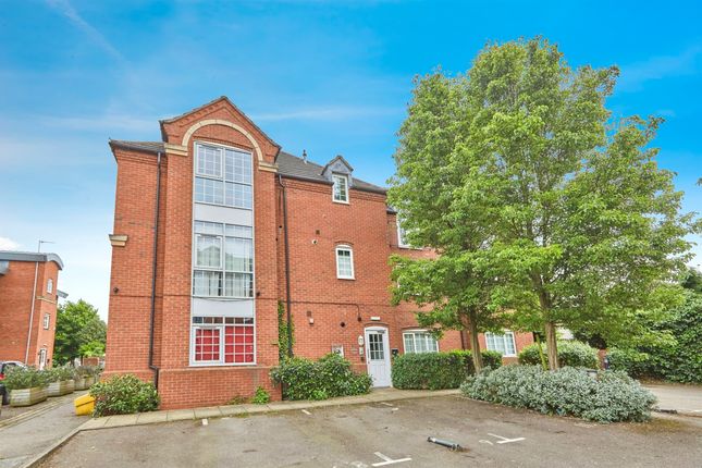 Flat for sale in Caxton Court, Burton-On-Trent