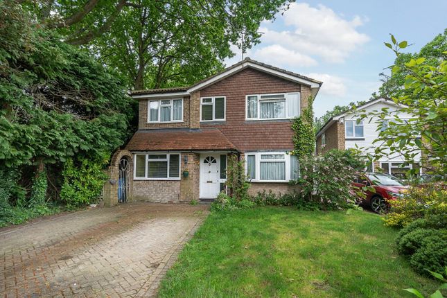Detached house for sale in Newlands Close, Yateley, Hampshire