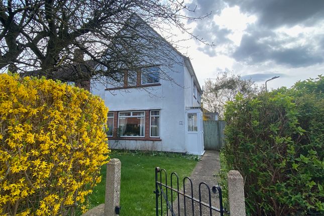 Thumbnail Semi-detached house for sale in Wilding Road, Wallingford