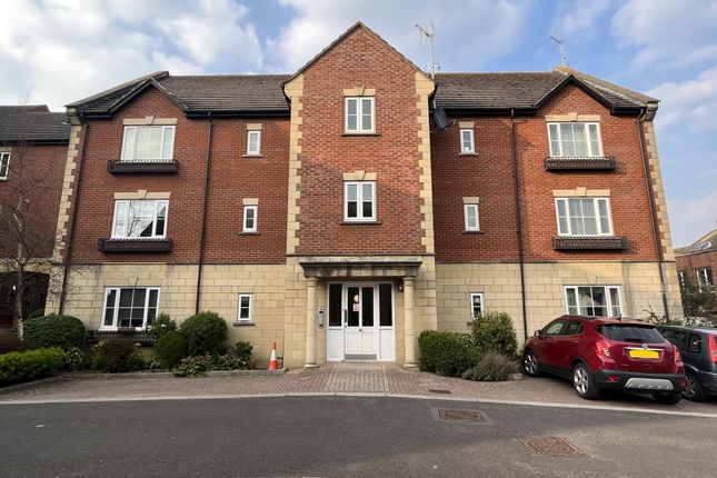 Thumbnail Flat to rent in Clarence Street, Yeovil
