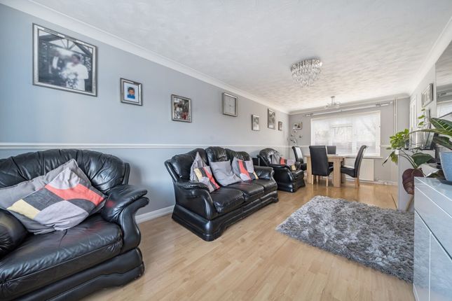 110 Pilgrims Way, Bedford photo 4