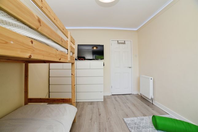 Flat for sale in Berryknowes Road, Glasgow