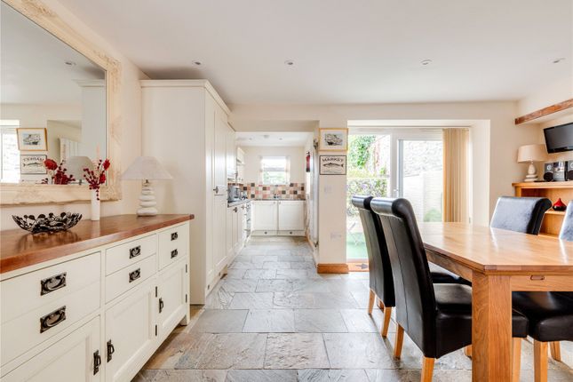 Castell Nedd, 31, Barrys Lane, Cornwall photo 2