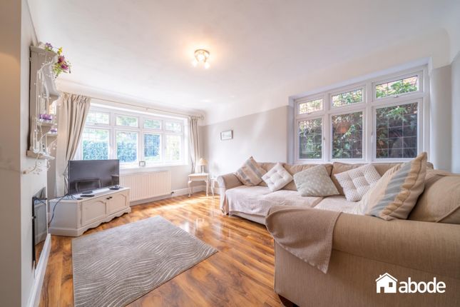 17, Andrews Lane, Formby photo 4