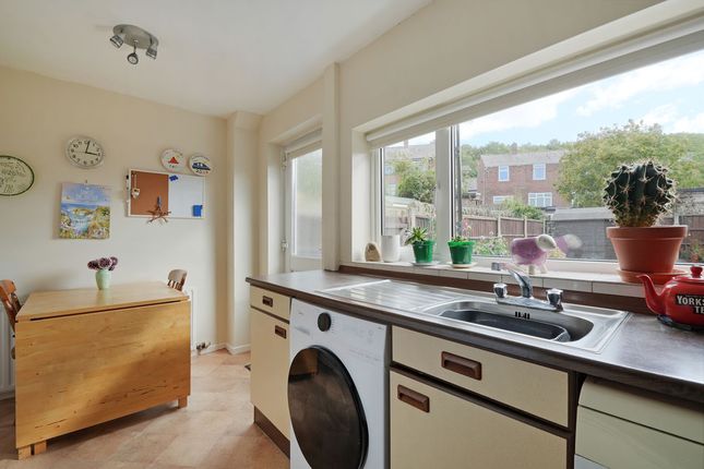 105, Rivelin Street, Sheffield photo 4