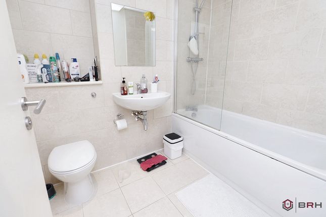 57, Regency Court, Sheffield photo 2