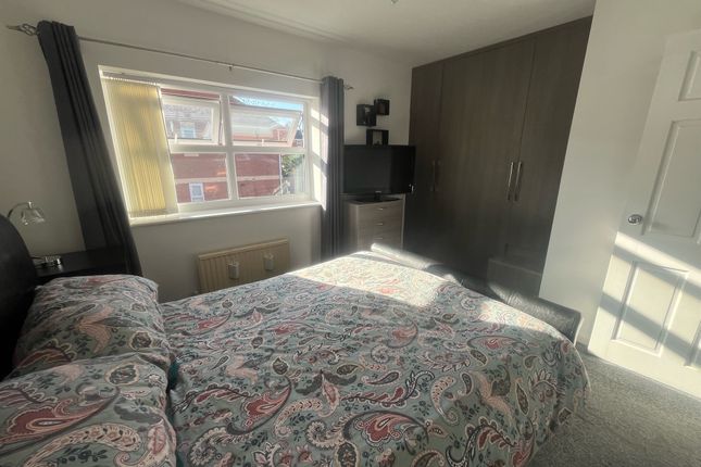 Town house for sale in Laneside Fold, Morley, Leeds