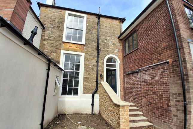 Flat Flat 1-6, 38, Princes Street, Yeovil photo 2