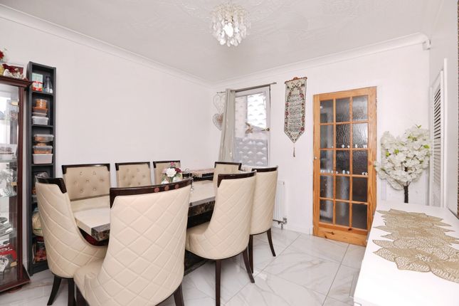 156, Shakespeare Road, Kent photo 4