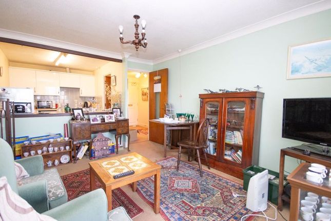 42 The Lawns, Uplands Road, Brentwood photo 4