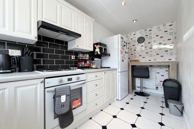 6, Sage Close, Bispham photo 2