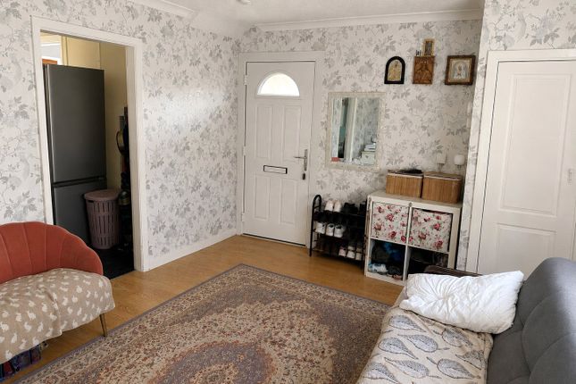 42, Thornfield Road, West Midlands photo 3