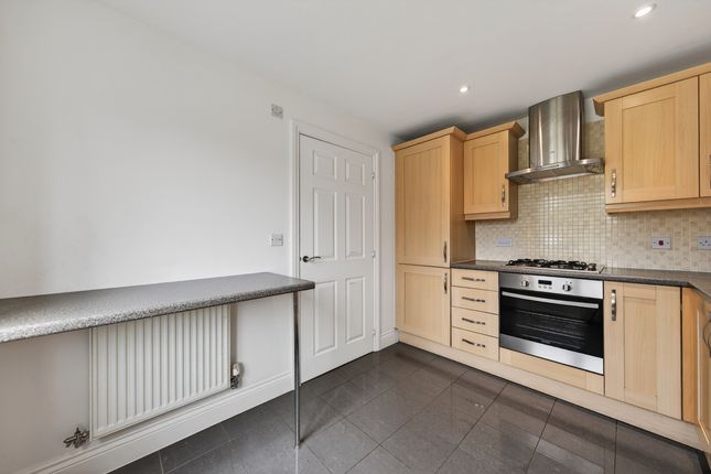 24, Jackdaw Road, Corby photo 4