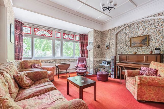 The Beeches, St. Andrews Square, Surbiton photo 2