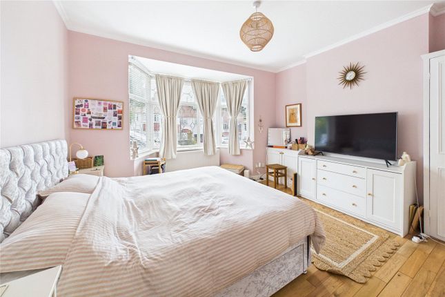 91, Norbury Hill, London photo 4