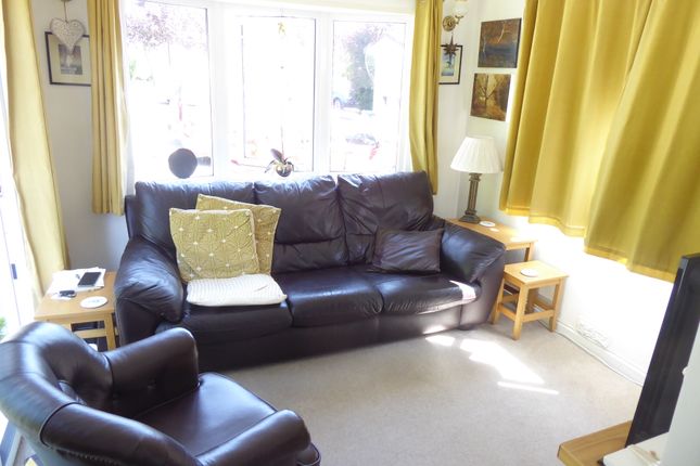 15, The Oaksm Longmoor Road, Greatham, Liss photo 3