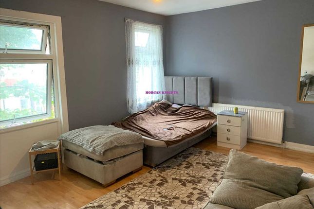 11, Bendish Road, East Ham photo 3