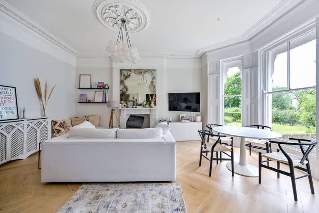 Flat to rent in Adelaide Road, Surbiton