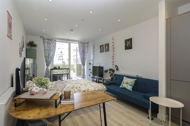 Flat 11, Glindoni Apartments, 4, Frogley Park, Barking photo 4