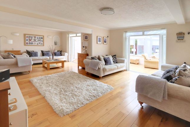 123a The Glade, Croydon photo 2
