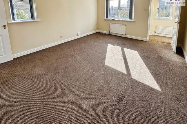 1, Heywood Court, Halifax photo 3