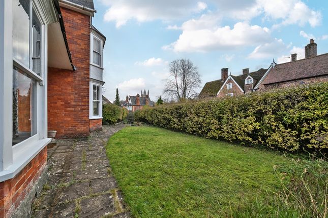 15, Hyde Lane, Marlborough photo 2