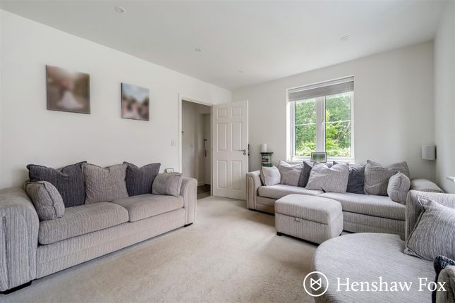14, Conager Close, Southampton photo 4