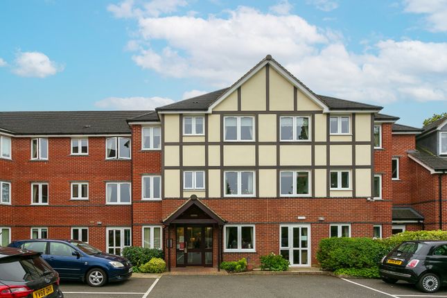 Thumbnail Flat for sale in Hempstead Road, Watford, Hertfordshire