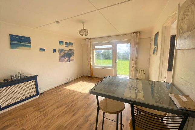 Flat to rent in Riviere Towans, Phillack, Hayle
