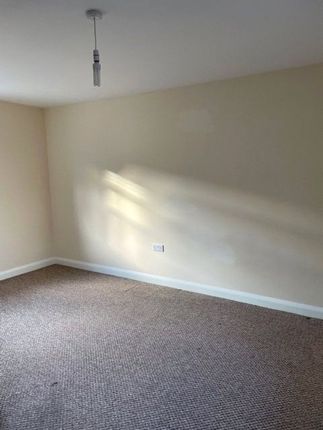 19, Duke Street, Burton-on-Trent photo 5