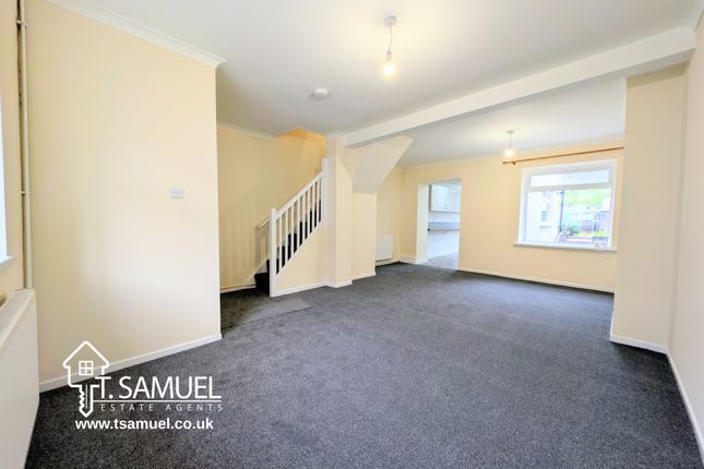 9 Strand Street, Mountain Ash photo 4