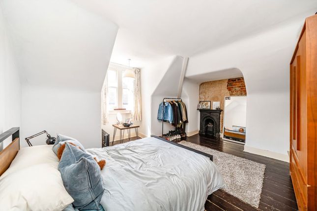 36D, Strawberry Hill Road, Twickenham photo 4