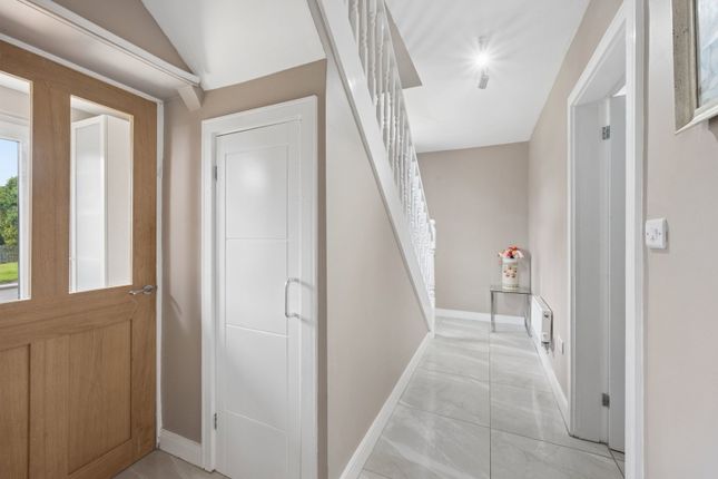 2, Arbour Close, Bury photo 4