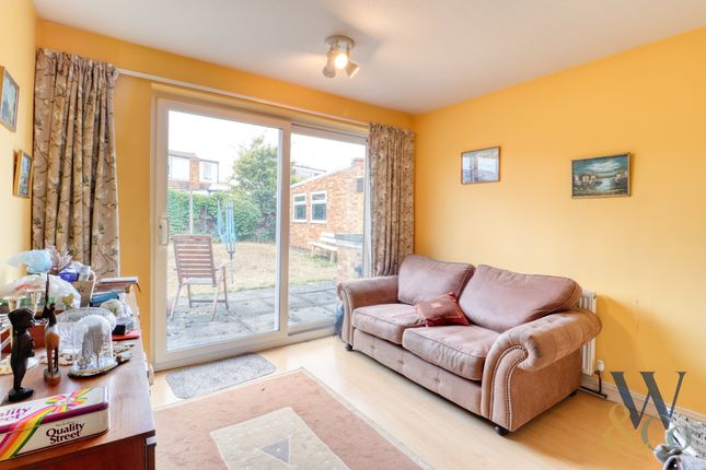 78 Spinney Hill Road, Northampton photo 4