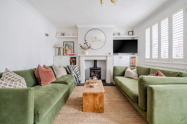 12, Summers Road, Godalming photo 4