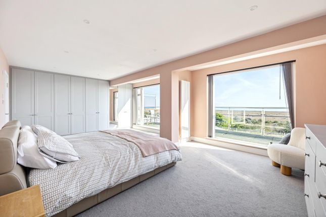 Old Fort Road, 156-020.Jpg