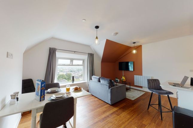 Thumbnail Flat to rent in Brynderwen Road, Newport