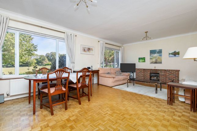 7 St. Pancras Green, Kingston, East Sussex photo 4
