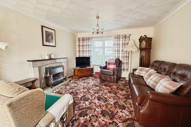 6, Newholme Drive, Doncaster photo 4
