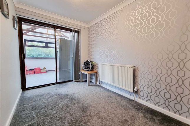 10, Spring Gardens, Sleaford photo 3