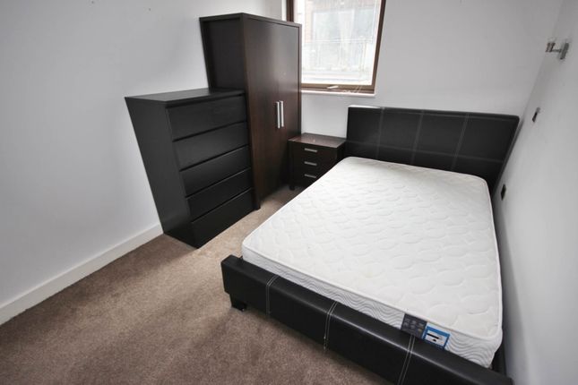 Apartment 100, Isaac Way, Manchester photo 5